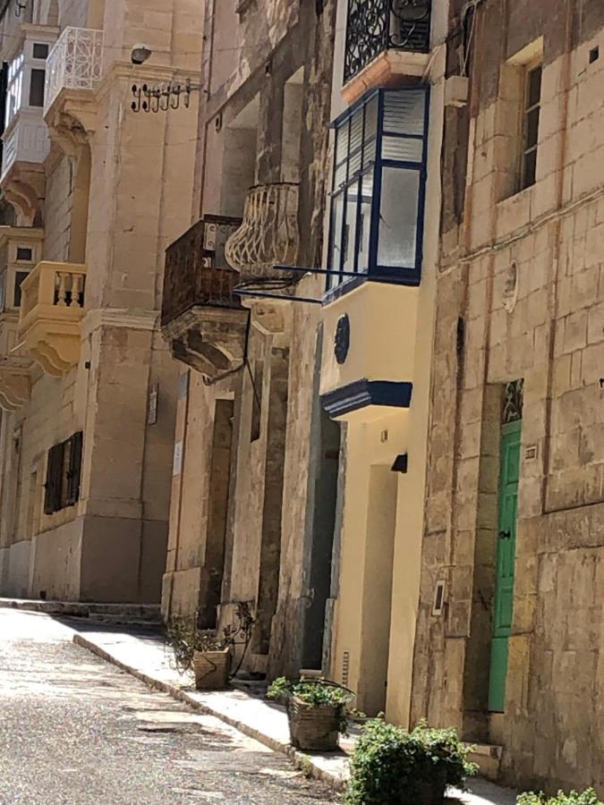 Apartamento Floriana Cosy Townhouse Exterior foto