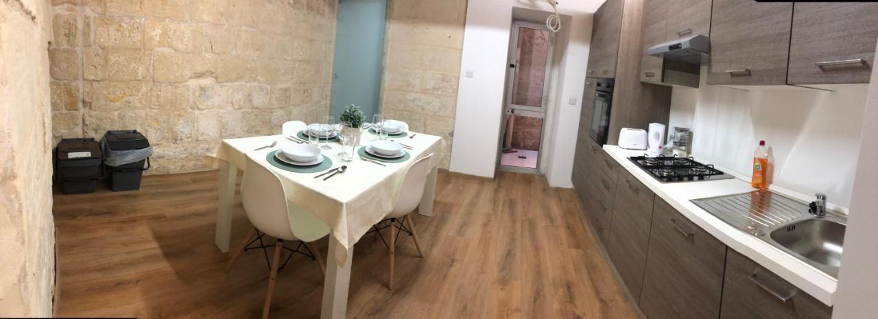 Apartamento Floriana Cosy Townhouse Exterior foto
